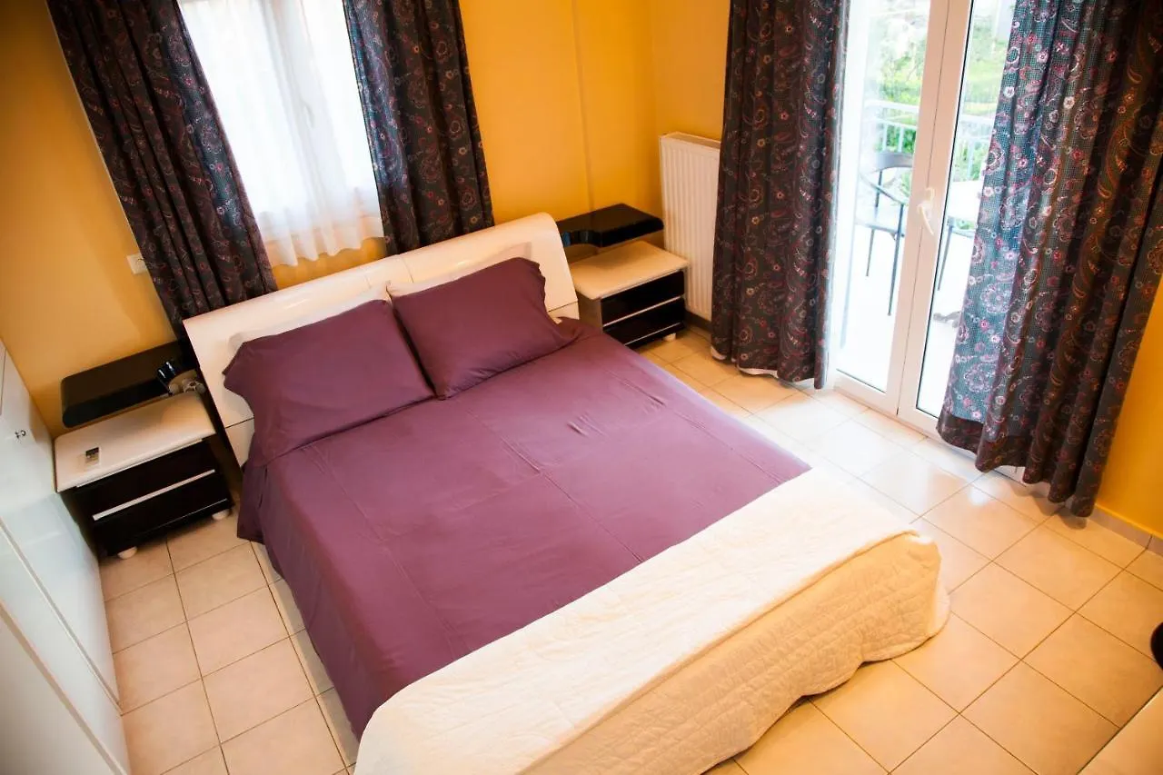 Villa Joanna Metaxáta 0*,  Grecia